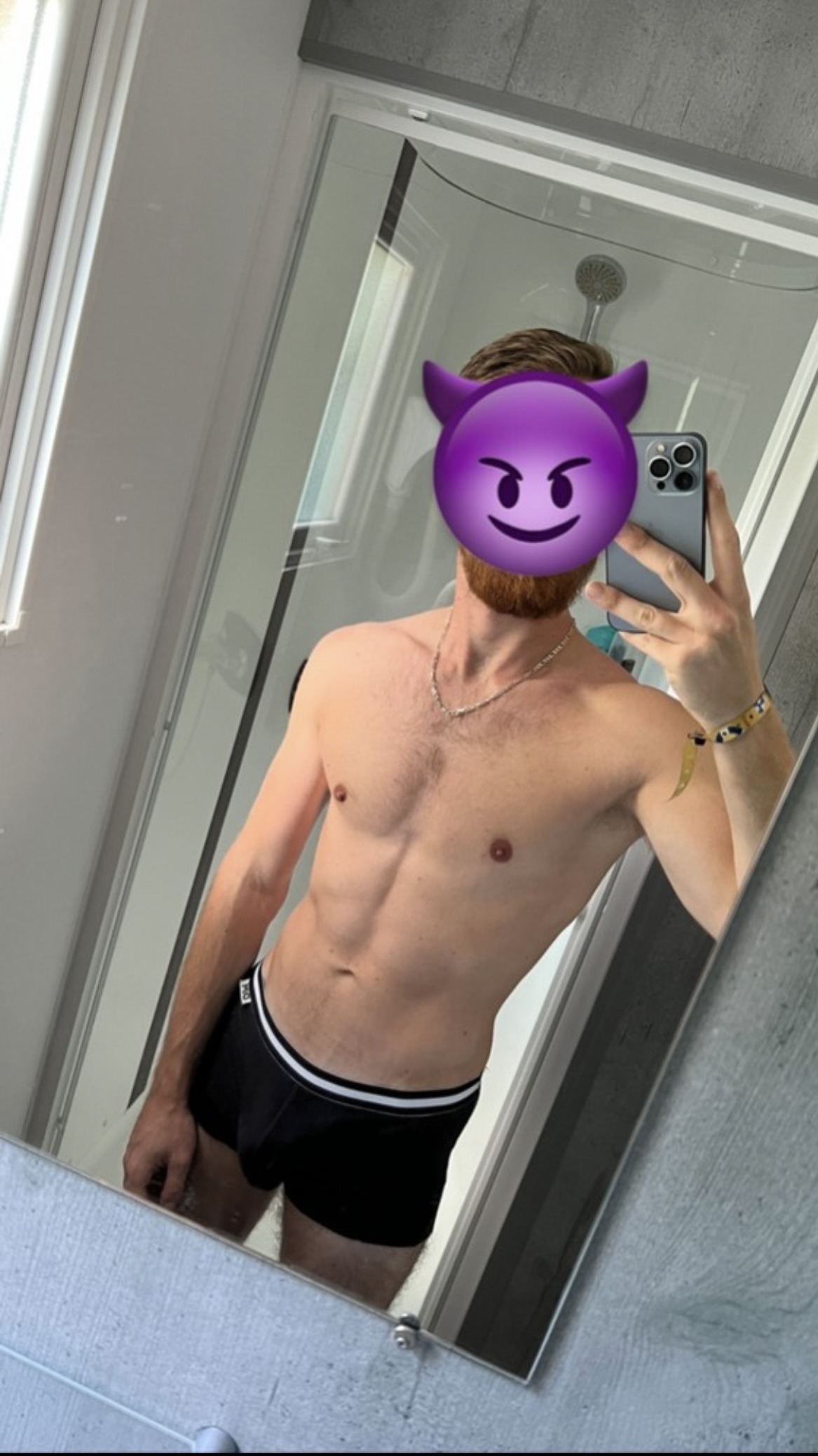 Elyes, 30 ans, Massingy