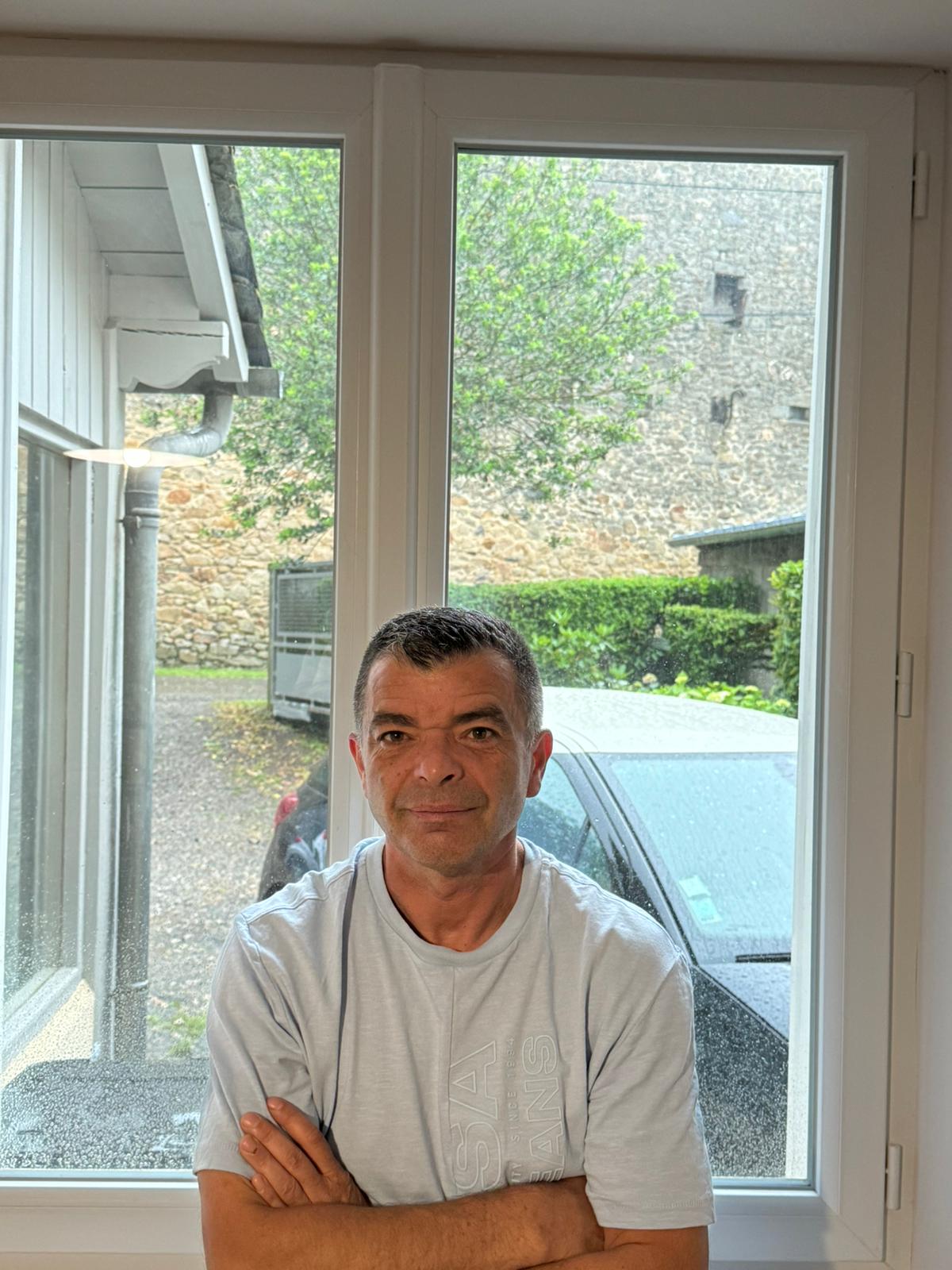 Dorian, 45 ans, Cervens