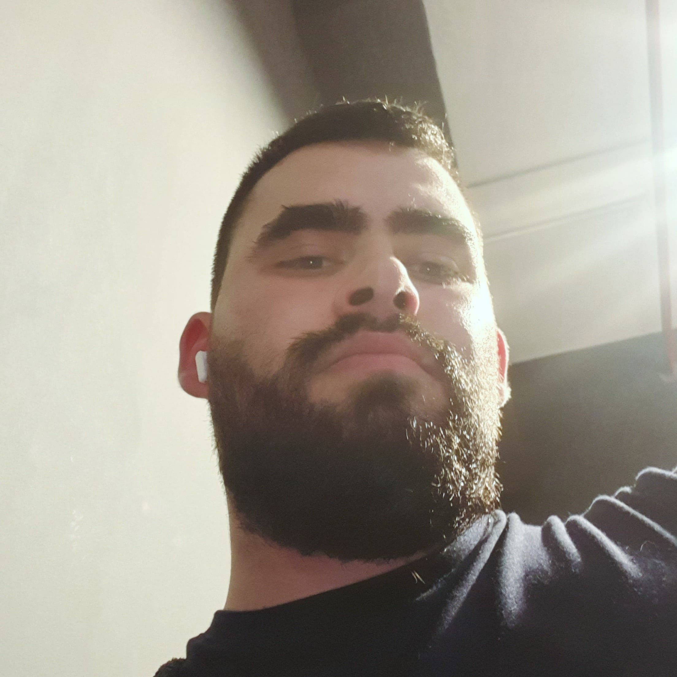 Adil, 26 ans, LeBouchet-Mont-Charvin